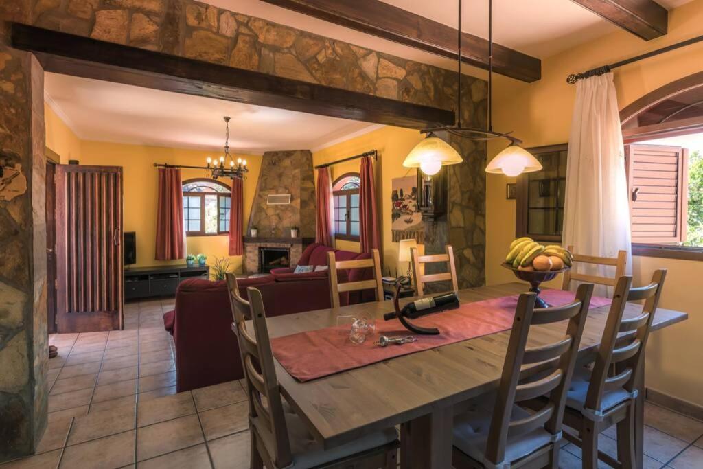 Vivienda Vacacional La Finca Los Palmitos Dış mekan fotoğraf